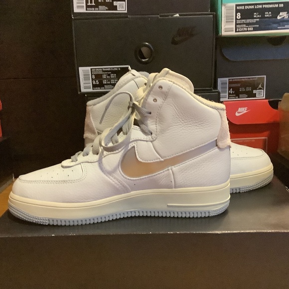 NWT Nike Air Force 1 High AF1 High Womens 9 = Mens 7.5 - Picture 3 of 16